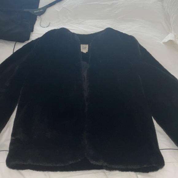Faux Fur Jacket / Chubby - Picture 1 of 4